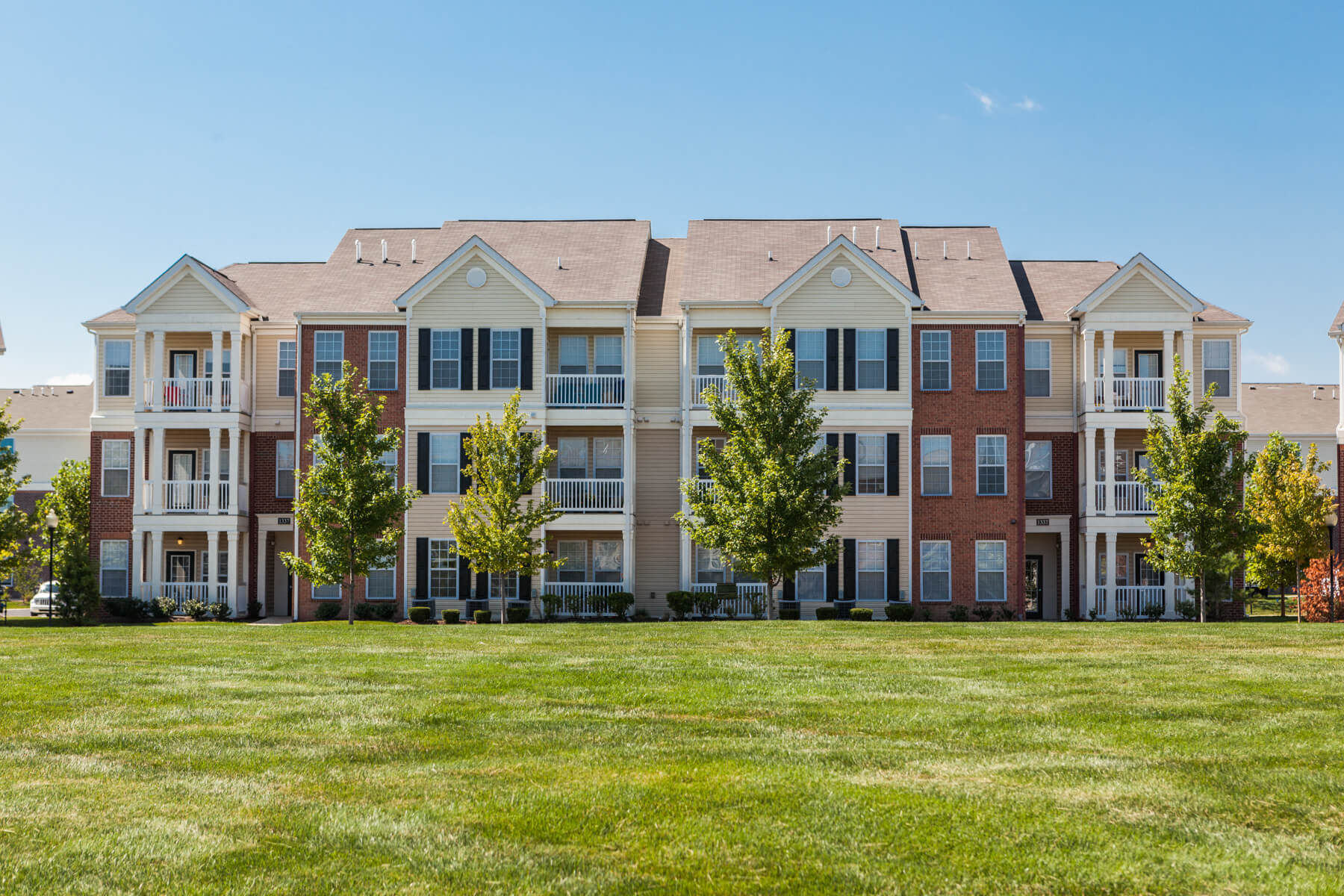 Apartments in Merrillville Indiana Brickshire Apartments